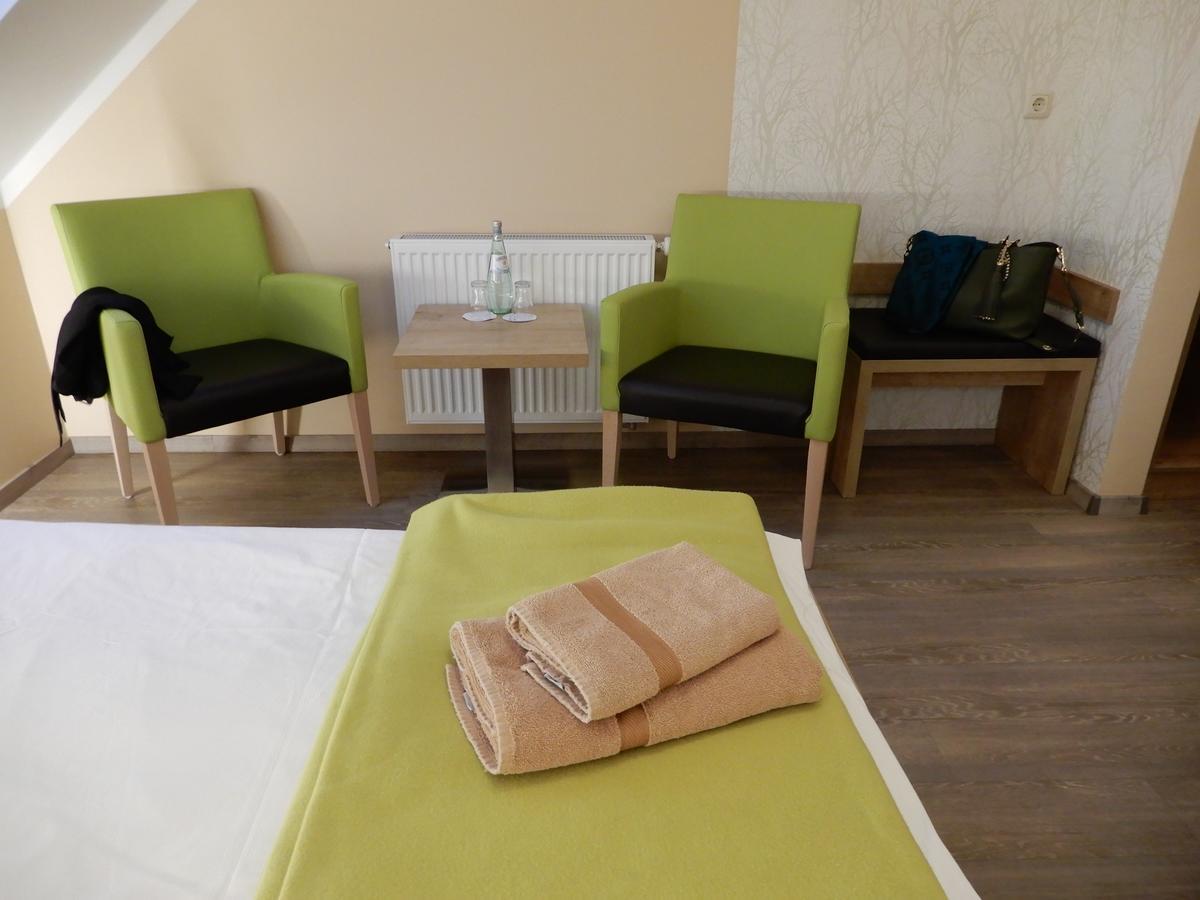 Hotel Pension Am Hafen Norddeich  Dış mekan fotoğraf