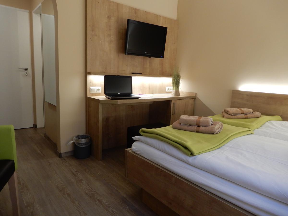 Hotel Pension Am Hafen Norddeich  Dış mekan fotoğraf
