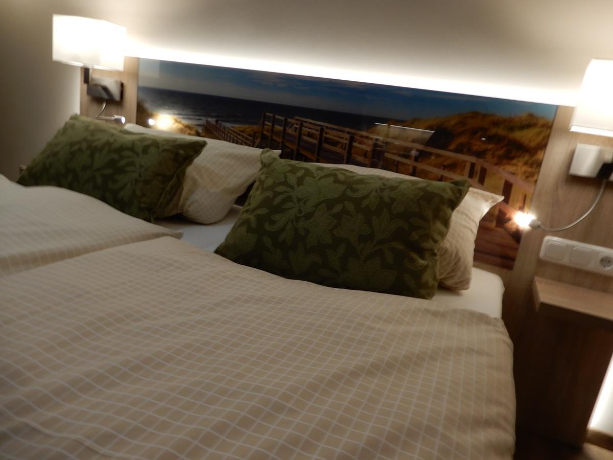 Hotel Pension Am Hafen Norddeich  Dış mekan fotoğraf